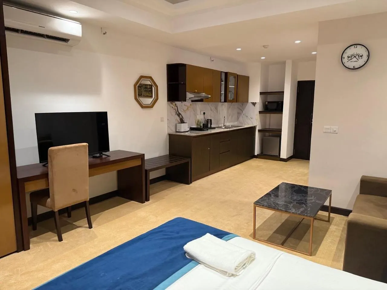 Negombo Ocean Breeze - Shoresedge Luxury Apartments Sri Lanka